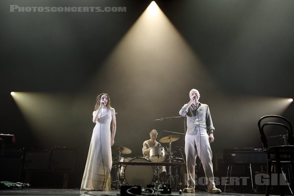 PJ HARVEY - 2023-10-13 - PARIS - Olympia - Polly Jean Harvey - John Parish - Jean-Marc Butty